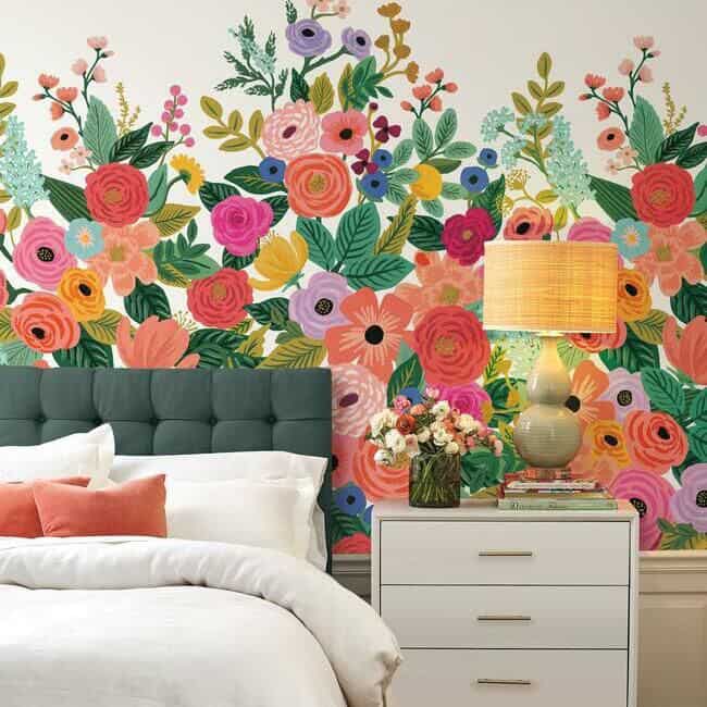 How to Hang Mural Wallpaper: 6 Critical Steps - ROMAN Products