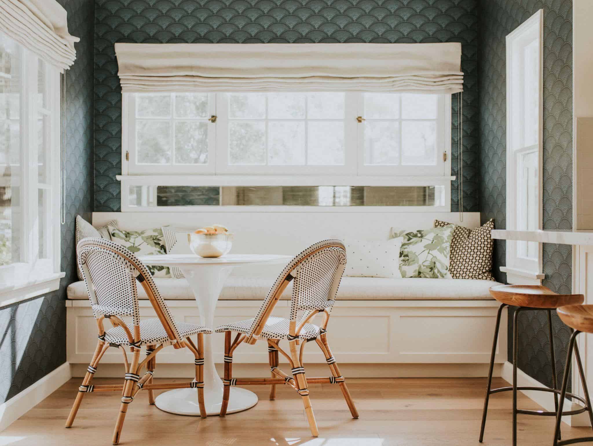 Blue and white dinette decor